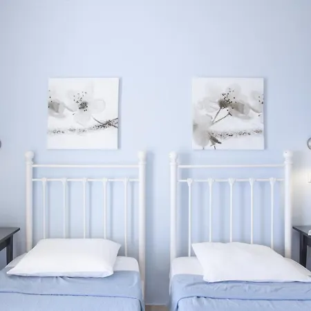 Apartment Seafront Elegant Kassiopi